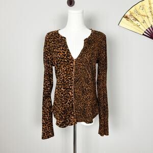 pilcro anthropologie brown leopard boho v neck thermal long sleeve top